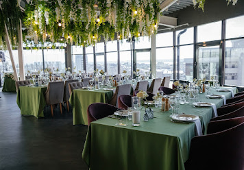 Фото №17 зала SKY8 Terrace&Grill