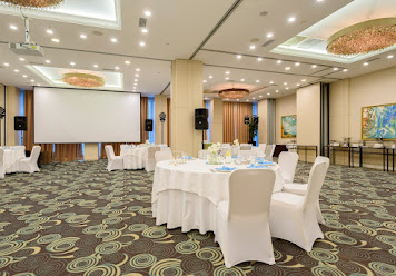 Фото №4 зала Ramada