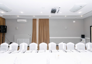 Фото №4 зала Амакс Сафар