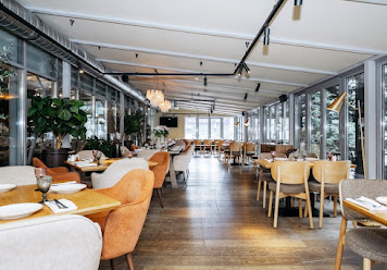 Фото №6 зала Хинкальная на Достоевского